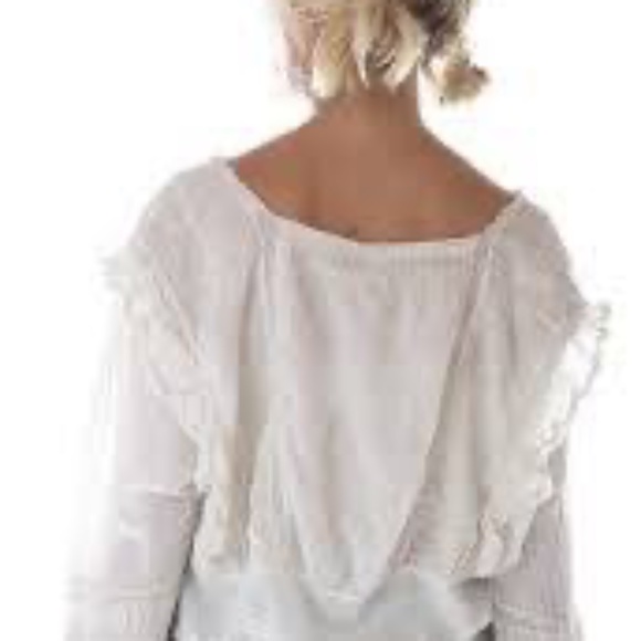 Magnolia Pearl Lucia Lace Embroidered Blouse in Moonlight - Picture 10 of 12